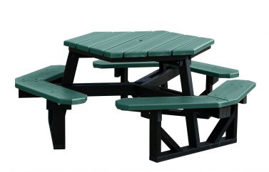 100% Recycled Picnic Table