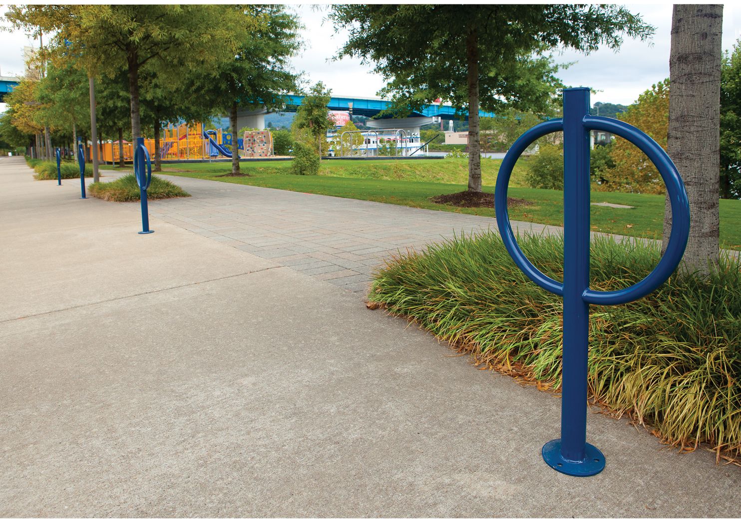 Two Post Bike Rack Hitch Post Bike Rack | UltraSite | Ultrasite